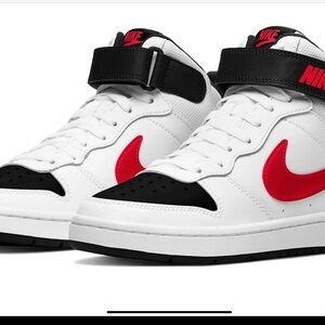 NIKE COURT BOROUGH MID 2